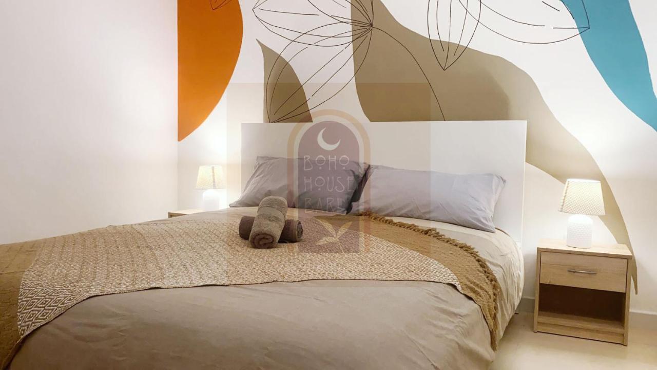 Bari City Center - Boho House Apartment Bagian luar foto
